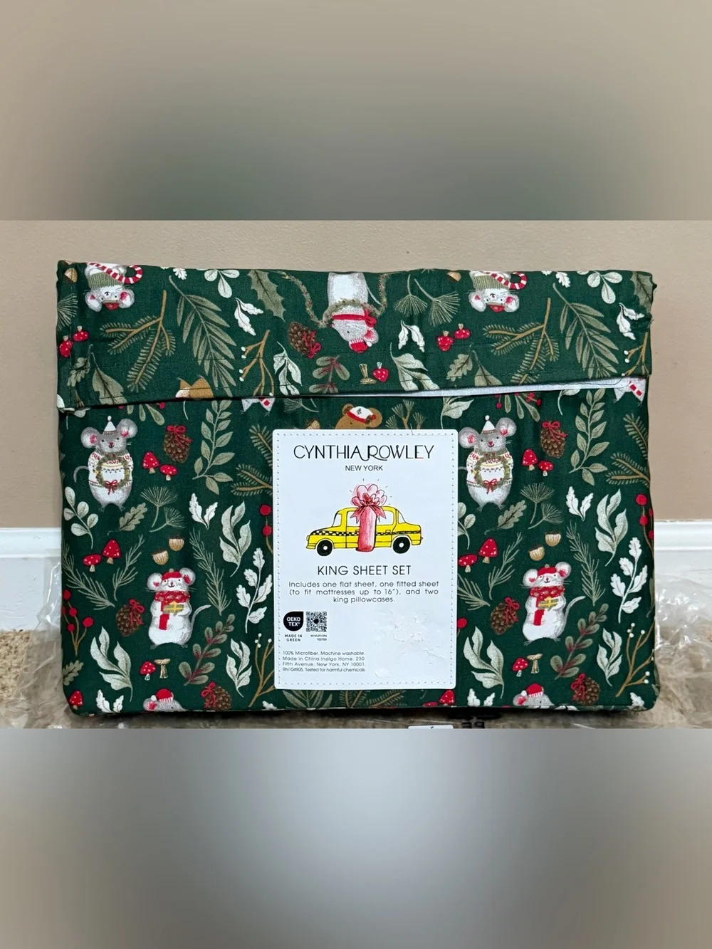 Cynthia Rowley Green Holiday Sheet Set with Festive Motifs